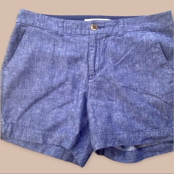 Women's Old Navy Every Day Shorts Mid Rise - Size 10 - 5” inseam - Blue Chambray - Picture 1 of 11